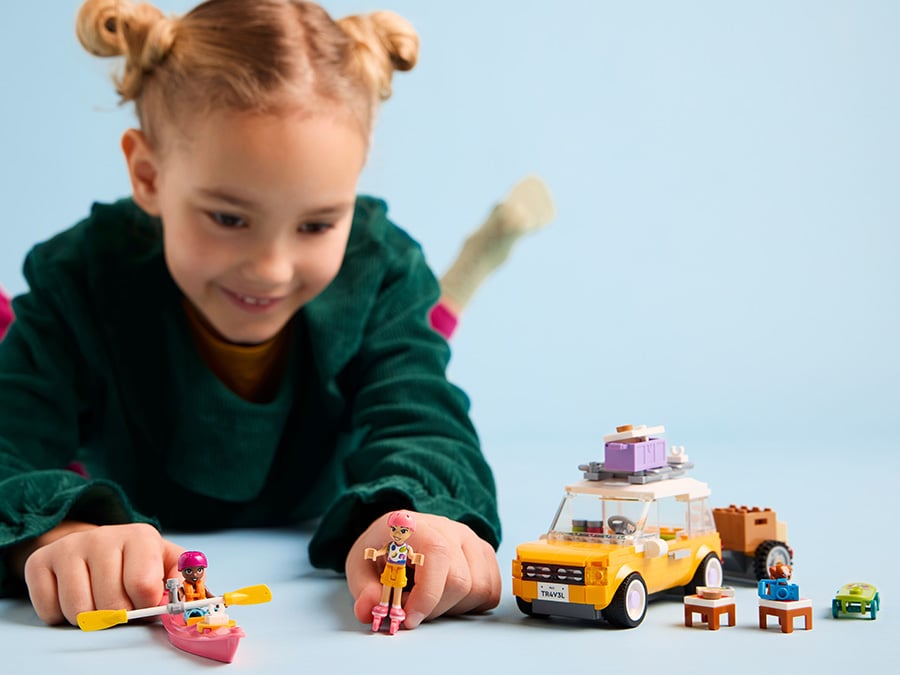 LEGO Friends Samochodowa wycieczka przyjaciółek 42659 zabawa