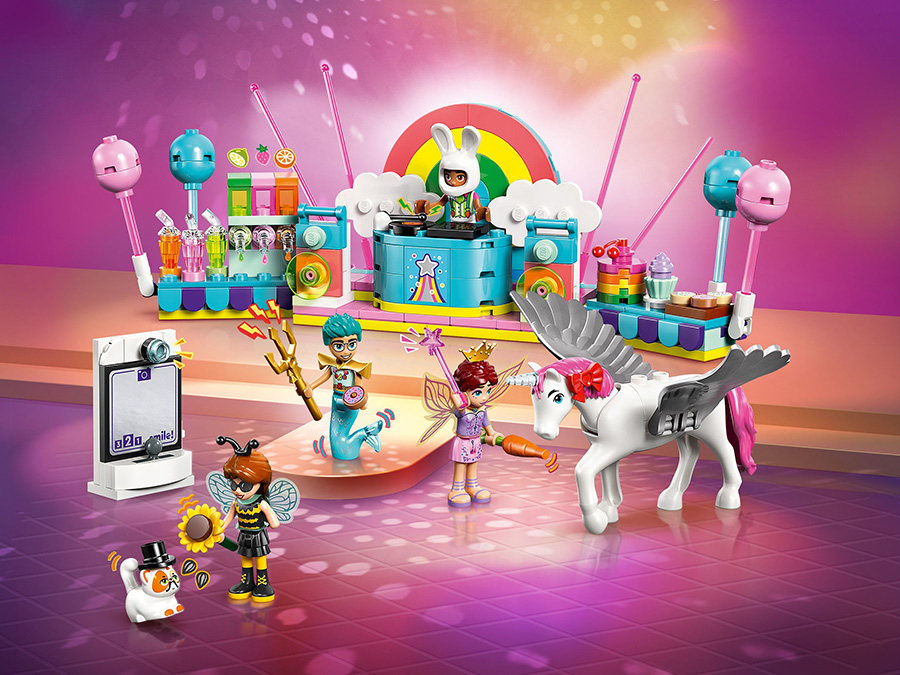 LEGO Friends Bal przebierańców z jednorożcem i wróżką 42661