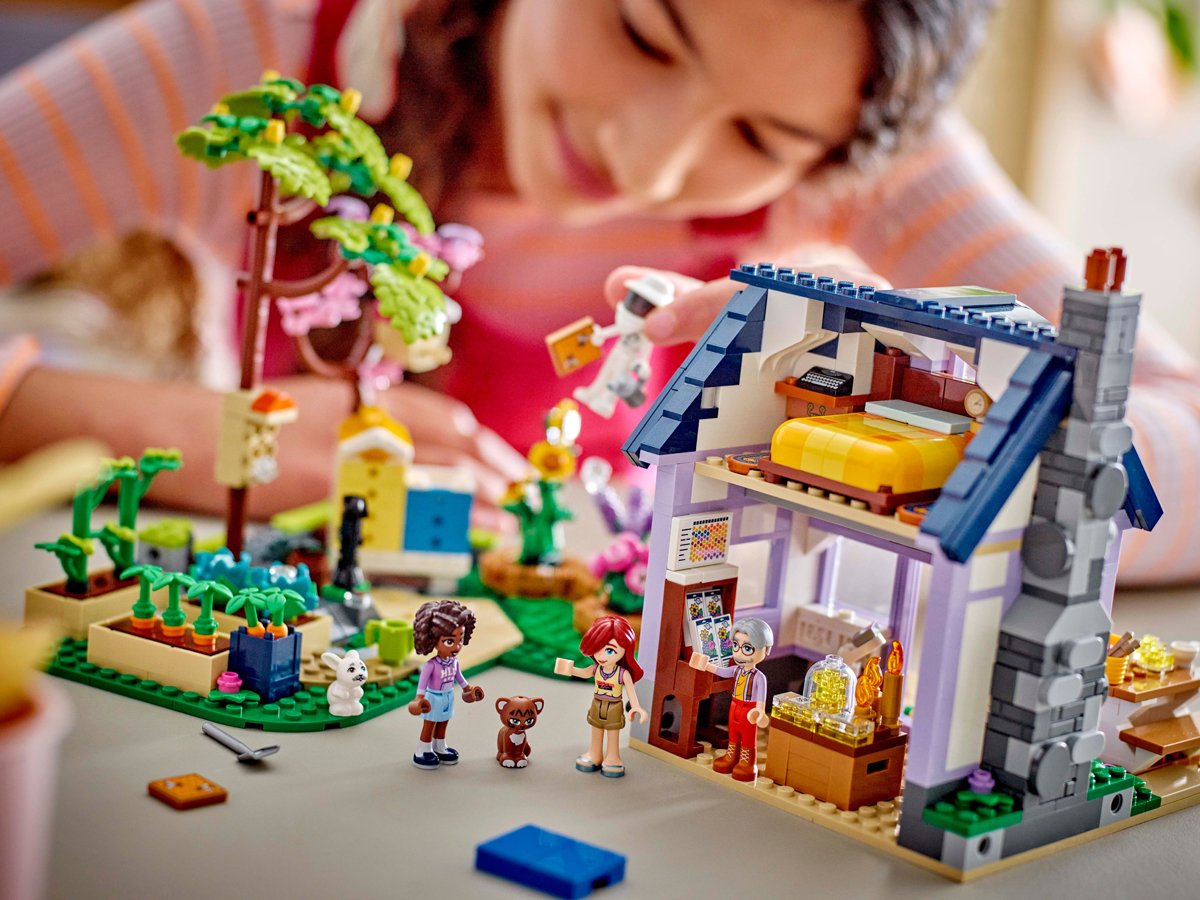 LEGO Friends 42669 Haus und Blumengarten der Imker