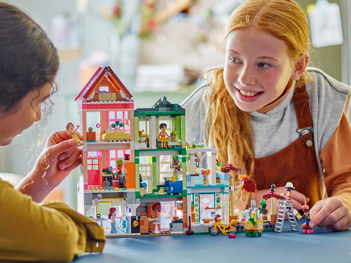 LEGO Friends 42670 Heartlake City Wohn- und Einkaufsstraße