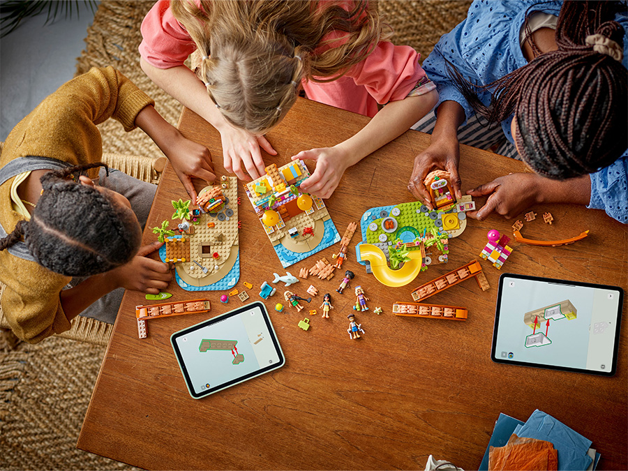 LEGO Friends Rodzinne wakacje na plaży 42673 składanie