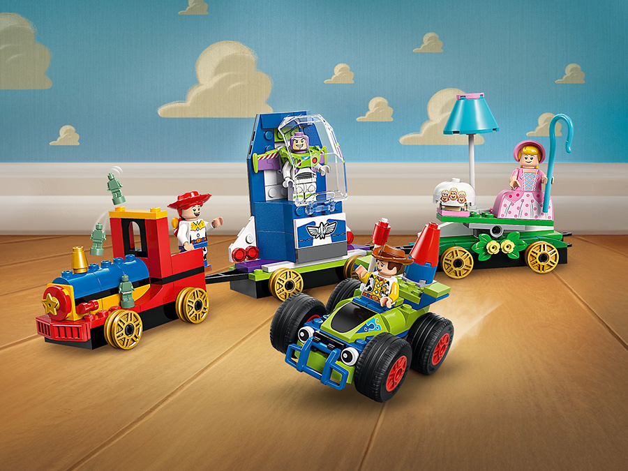 LEGO Disney i Pixar Toy Story — Okolicznościowy pociąg i Pan Sterowany 43264