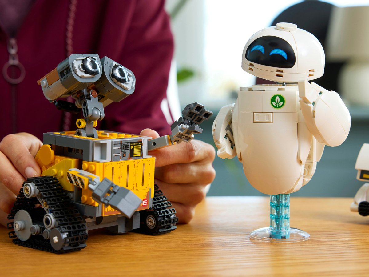 LEGO Disney 43279 WALL-E i Ewa