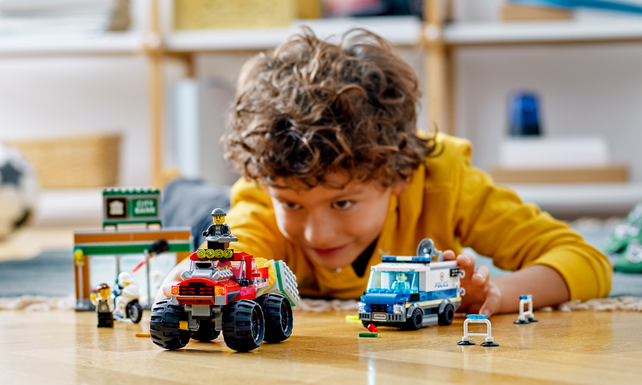 zestaw lego city laweta