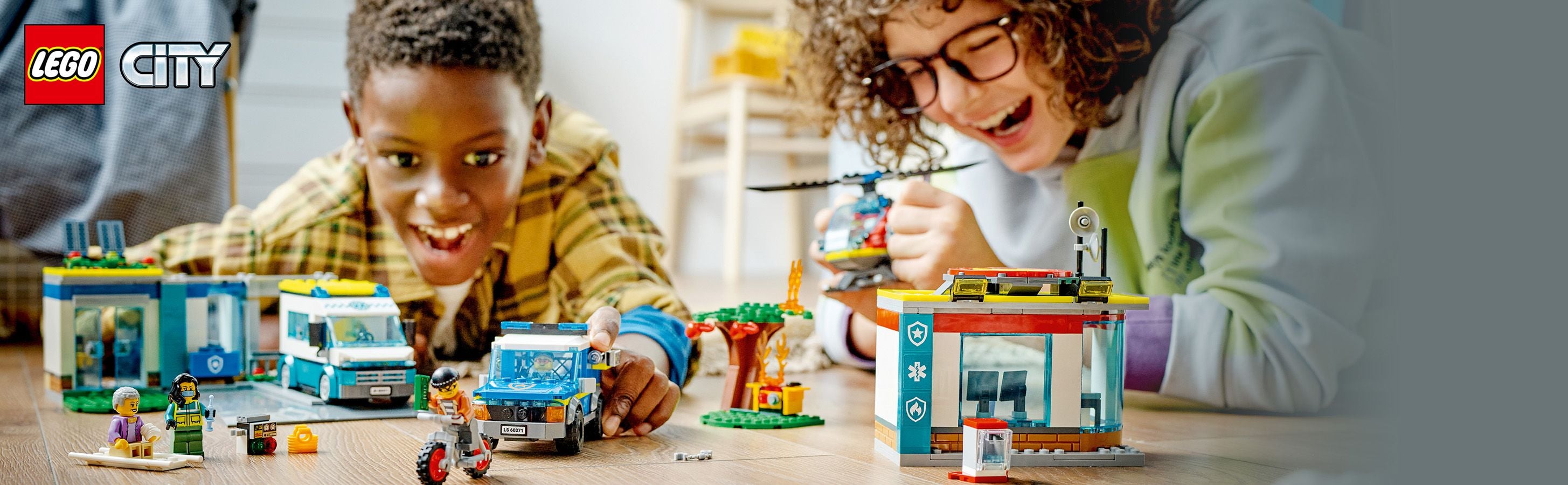 Zestaw z policją, strażą i karetką