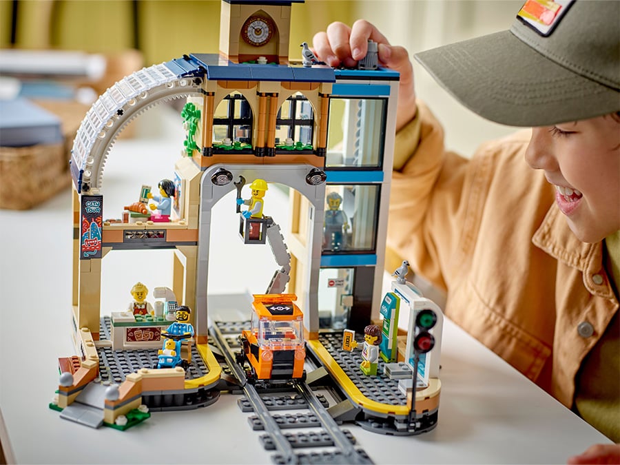LEGO City 60469 Centralny dworzec kolejowy