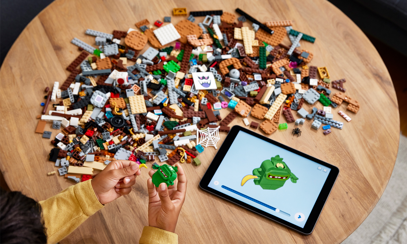 zabawa klockami lego