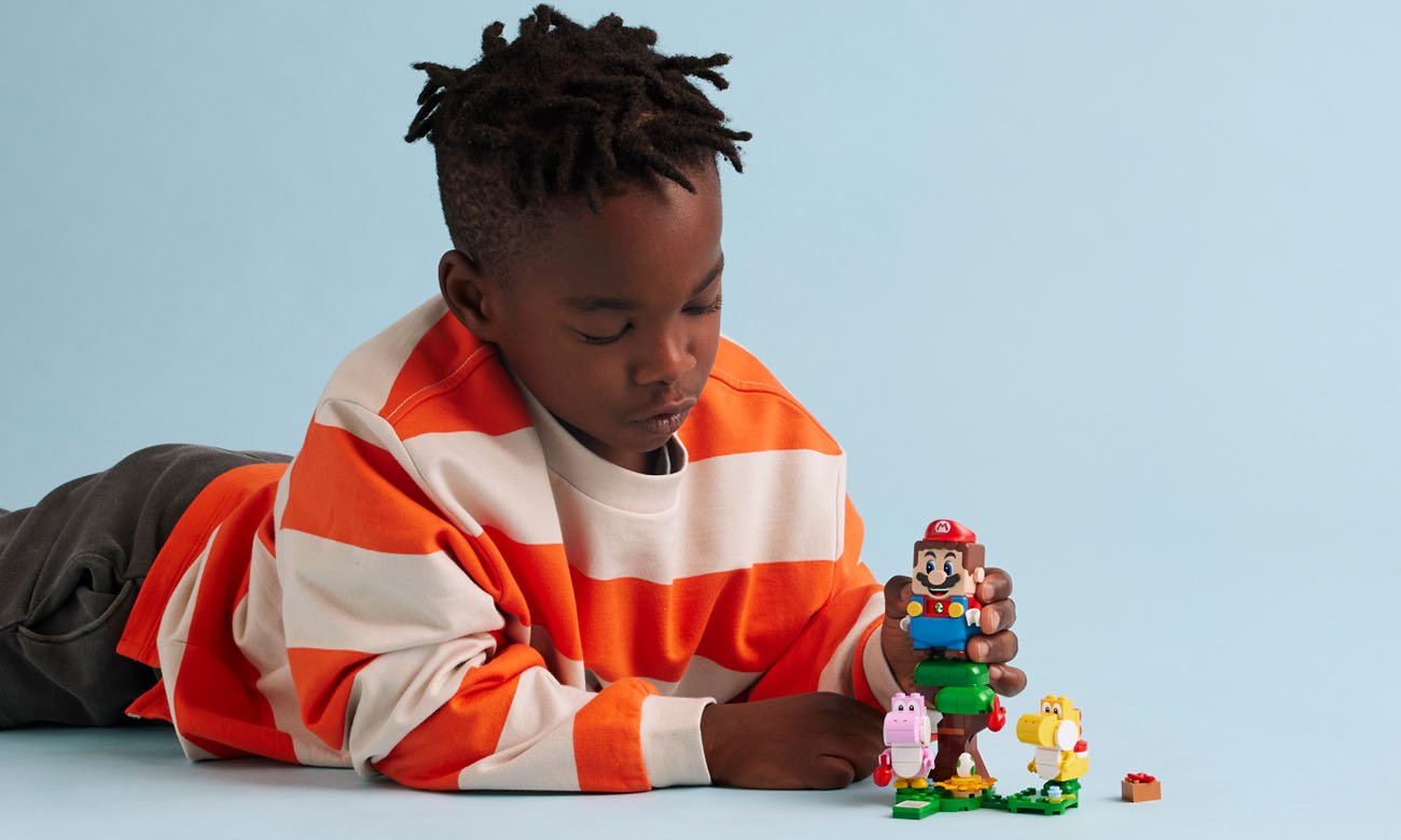 zestaw lego z super mario