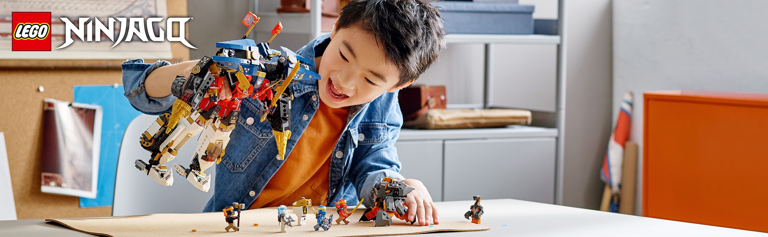 Niesamowity zestaw NINJAGO® z mechem 4 w 1