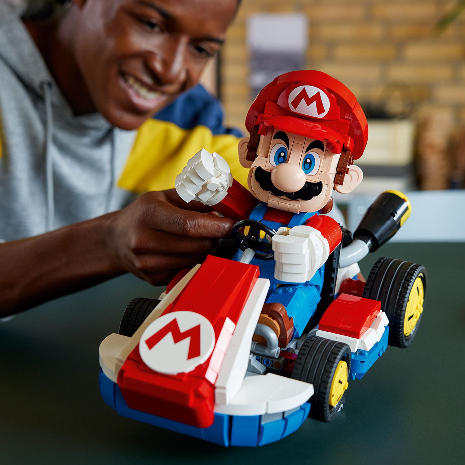 Ruchoma figurka Mario