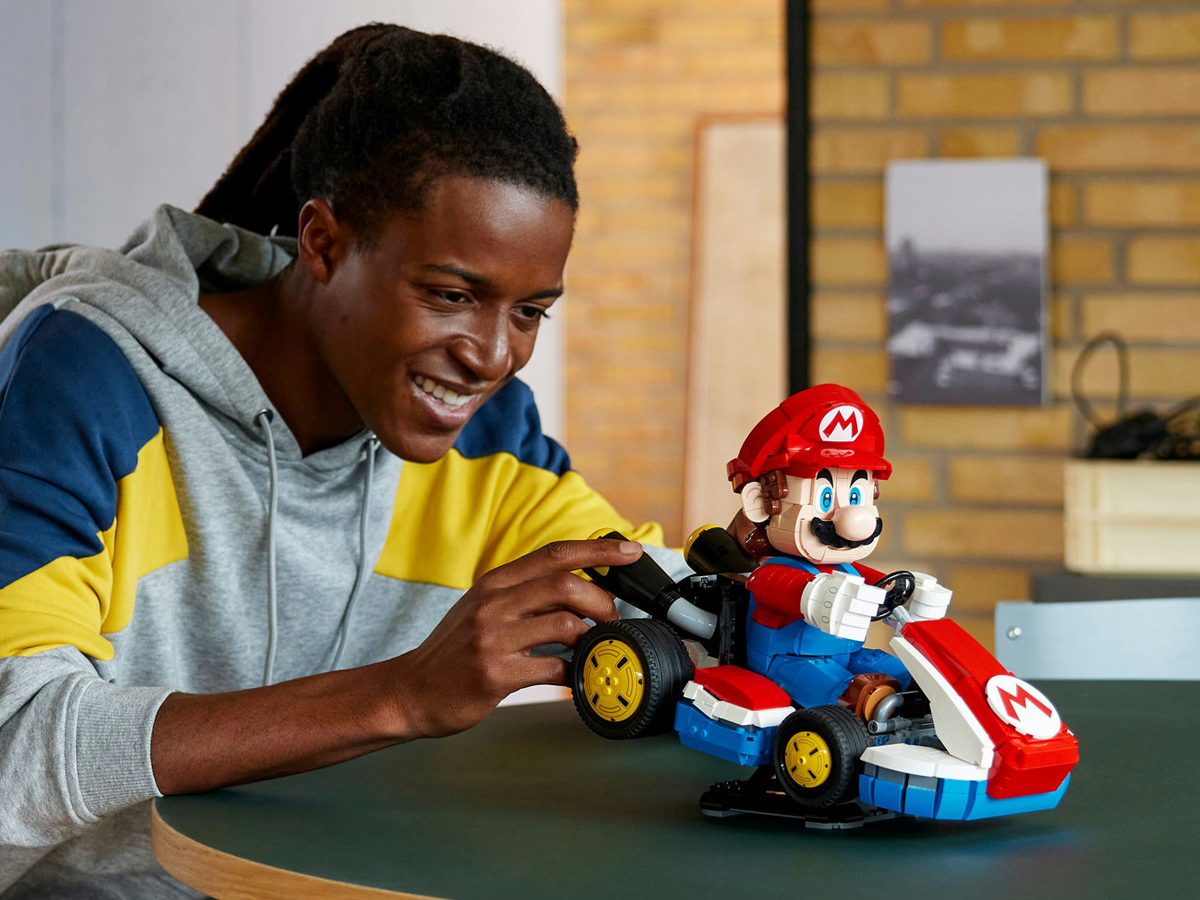 LEGO Super Mario 72037 Mario Kart: Mario i Standard Kart