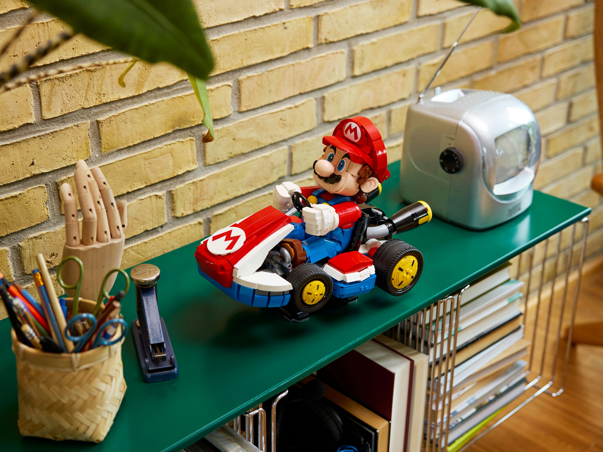 LEGO Super Mario 72037 Mario Kart: Mario i Standard Kart