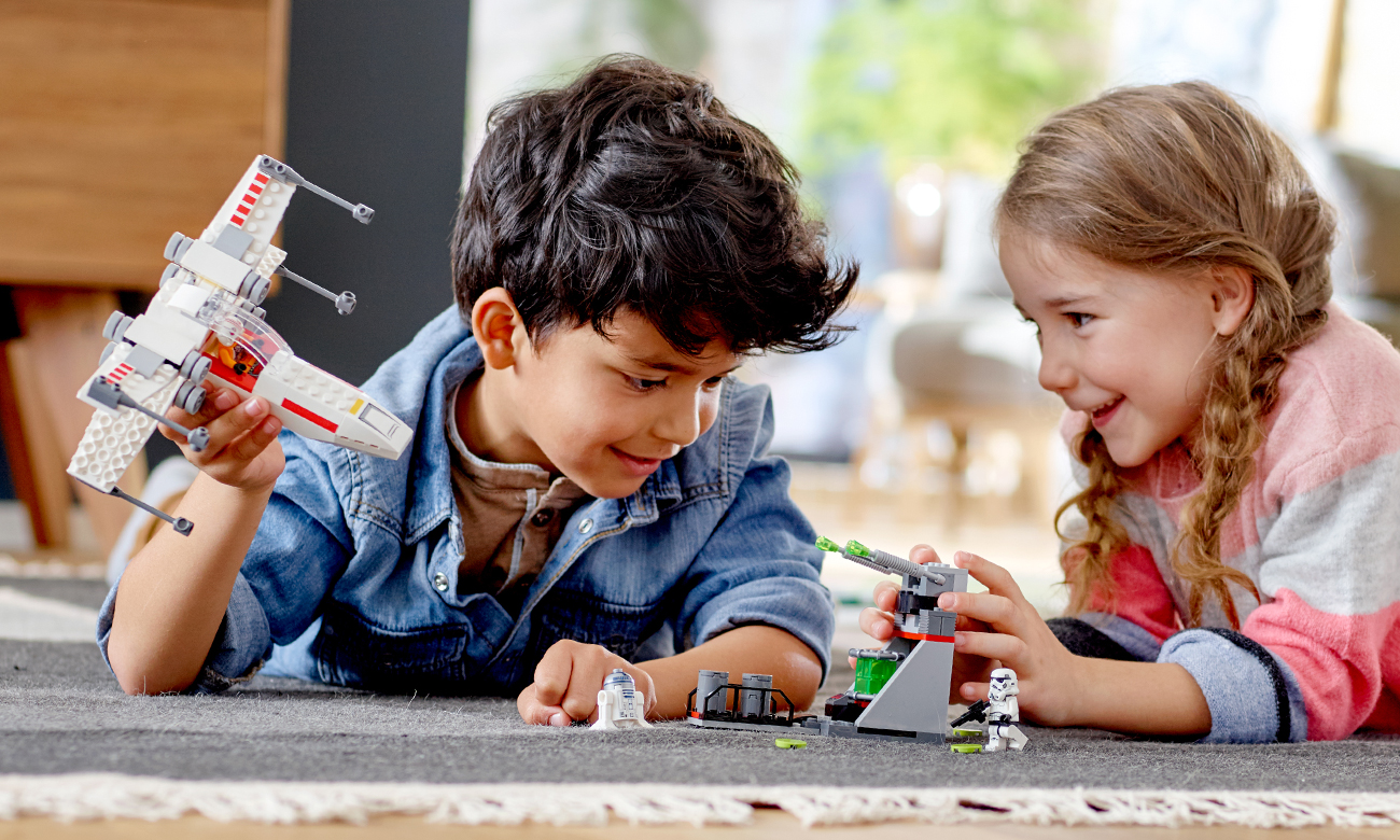 LEGO® 75235