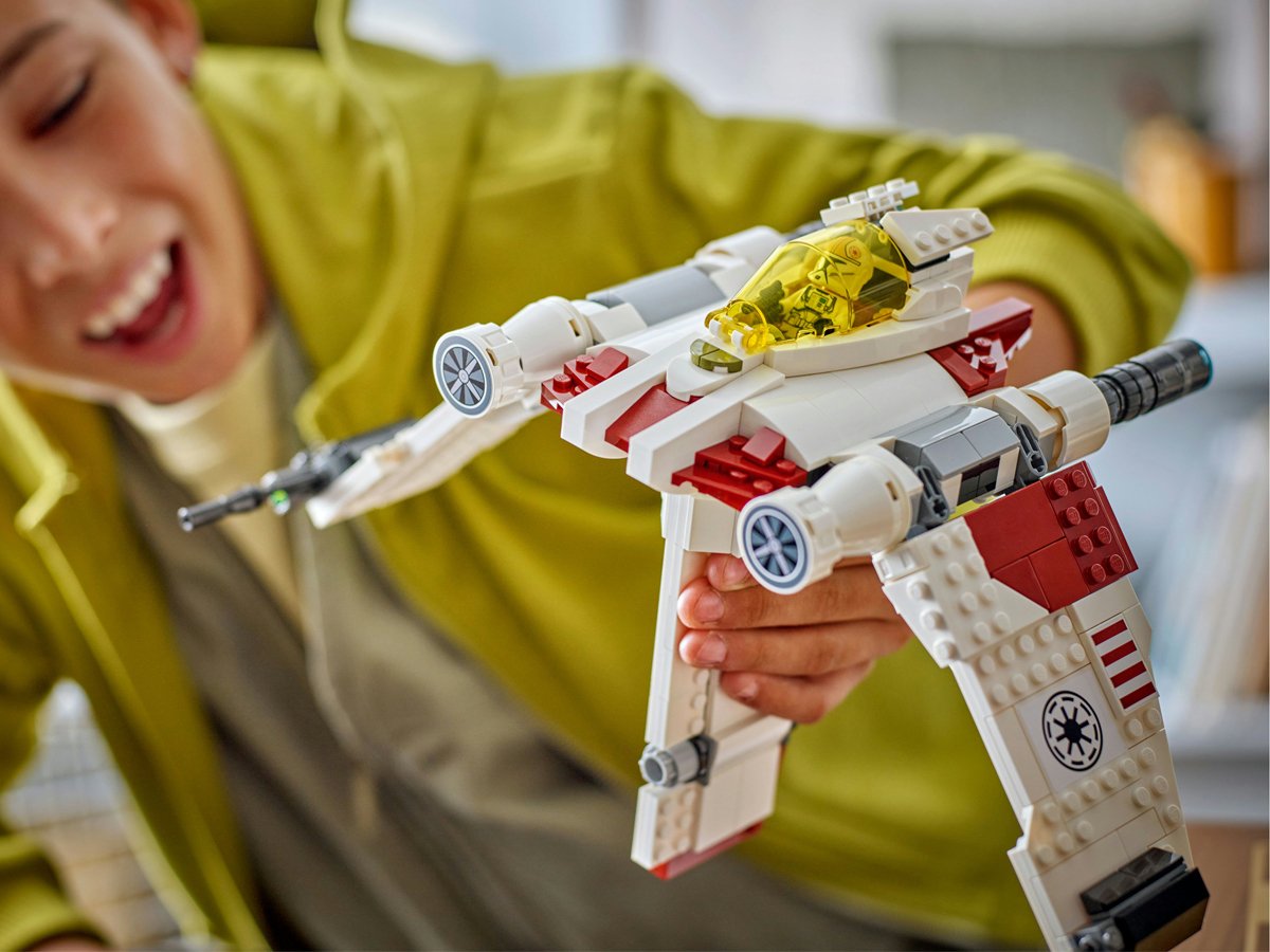 LEGO Star Wars 75432 Myśliwiec v-19 torrent