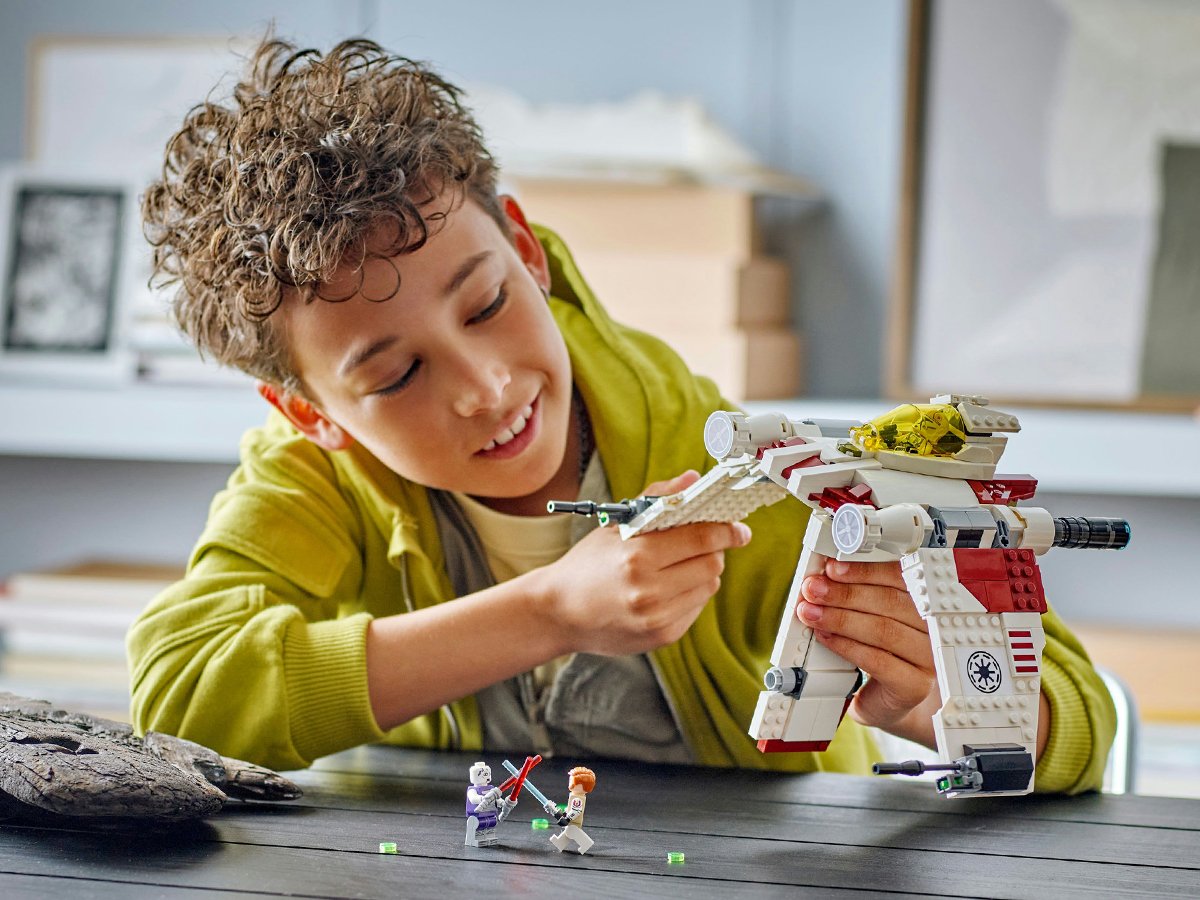 LEGO Star Wars 75432 Myśliwiec v-19 torrent