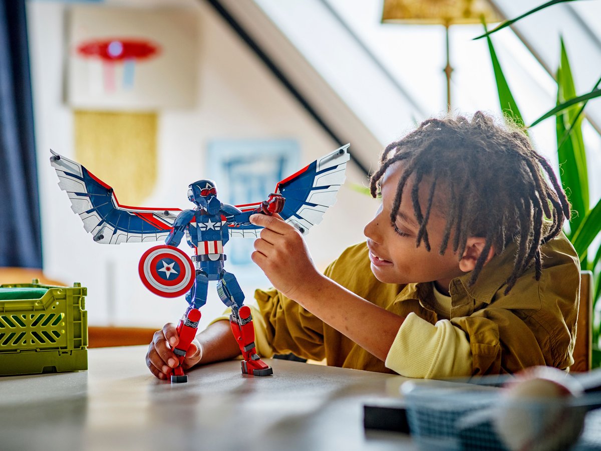LEGO Marvel 76296 Figurka nowego Kapitana Ameryki