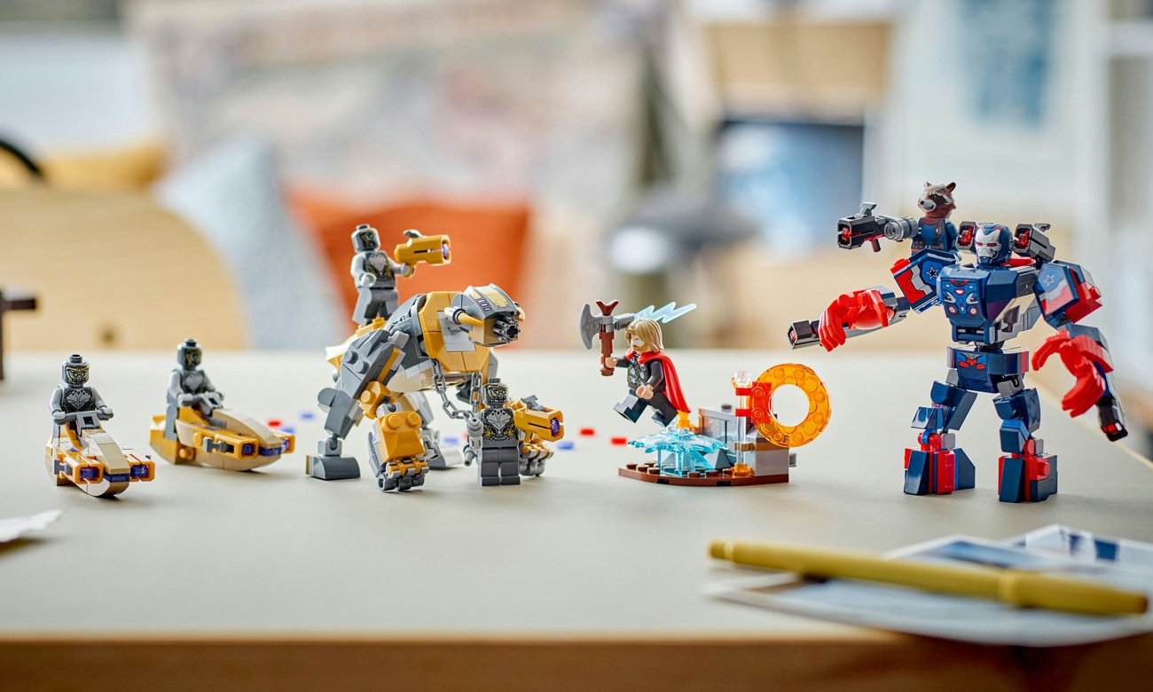 LEGO Marvel 76322 Avengers: Koniec gry Thor kontra Chitauri