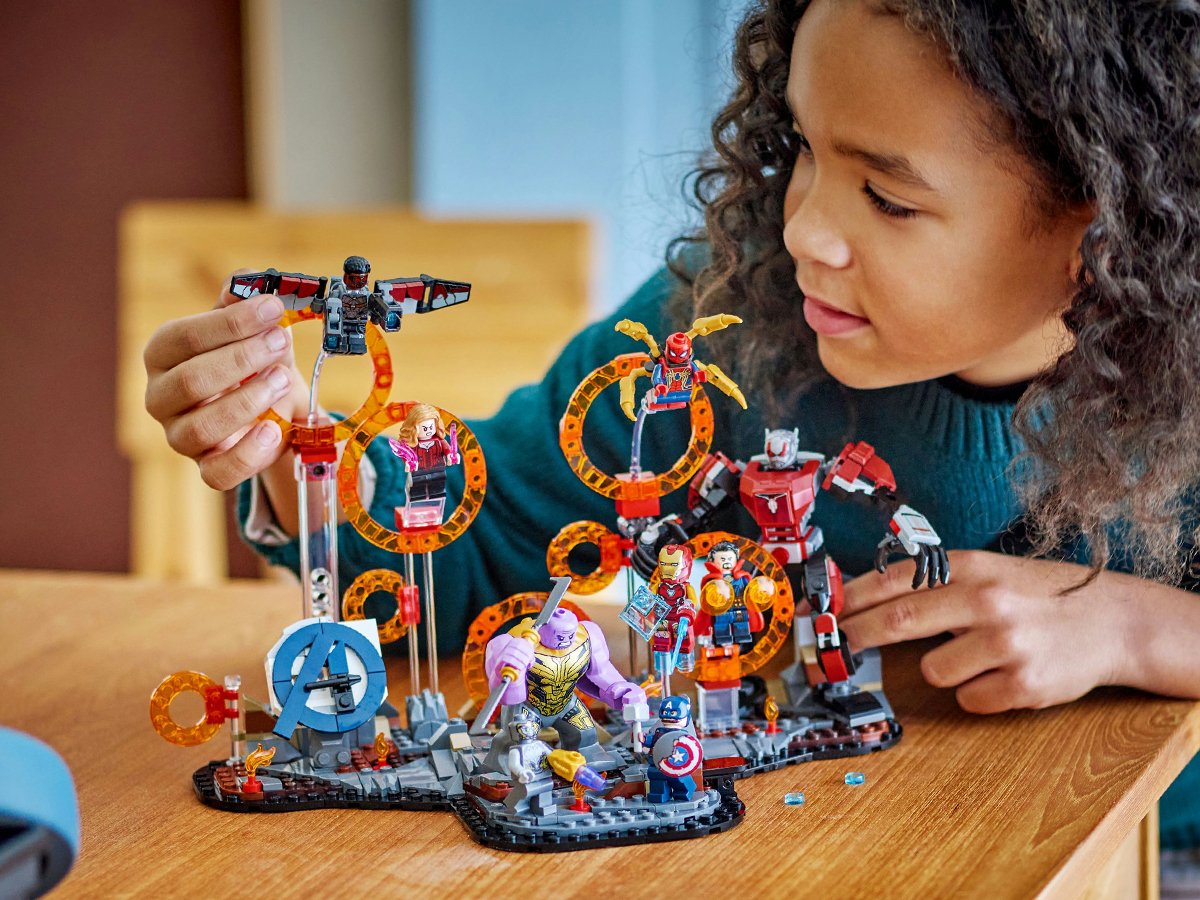 LEGO Marvel 76323 Avengers: Koniec gry – ostateczna bitwa