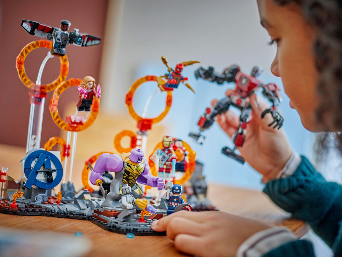 LEGO Marvel 76323 Avengers: Koniec gry – ostateczna bitwa