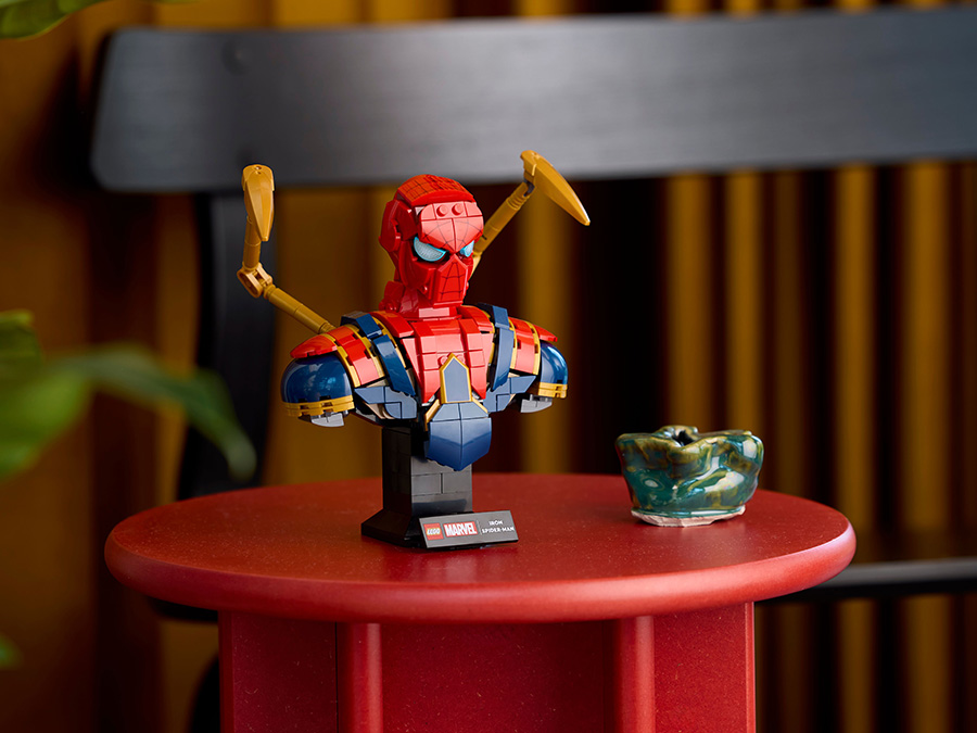 LEGO Marvel Popiersie Iron Spider-Mana 76326