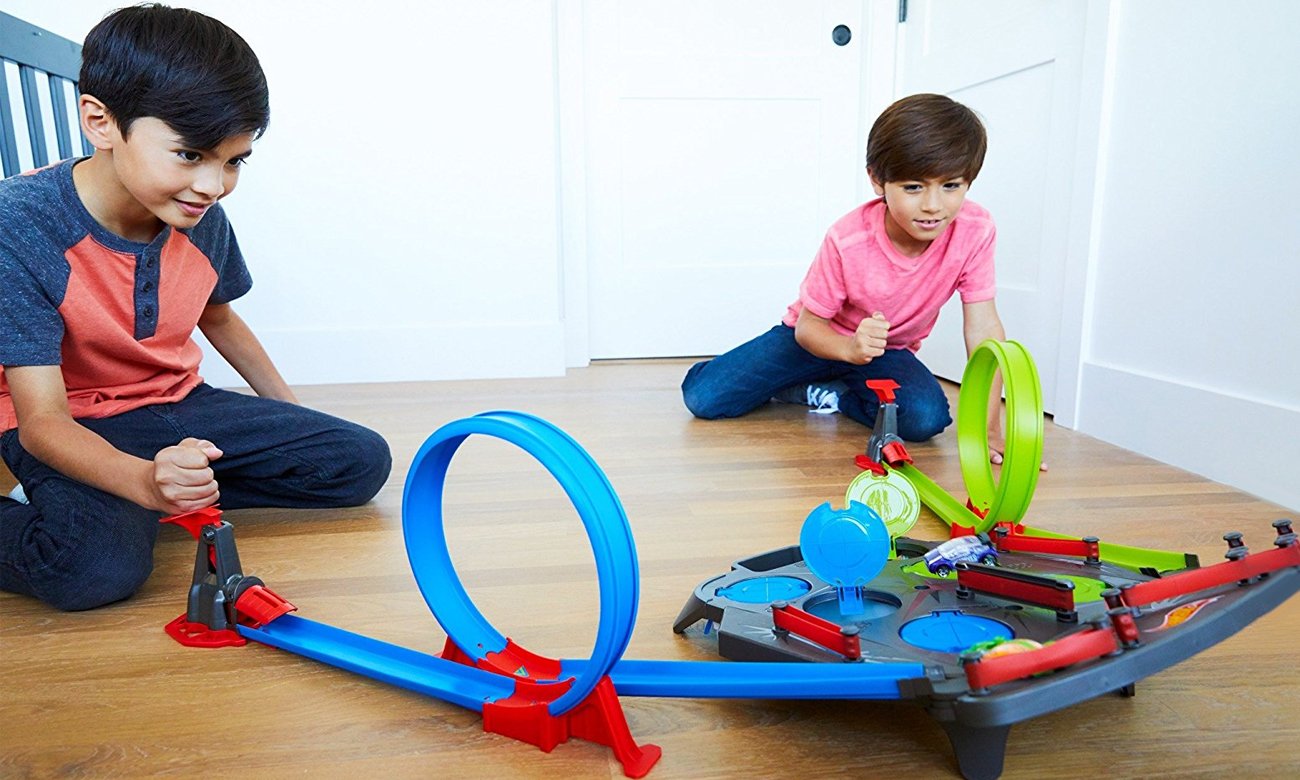 Mattel Hot Wheels Wyścig do celu zestaw