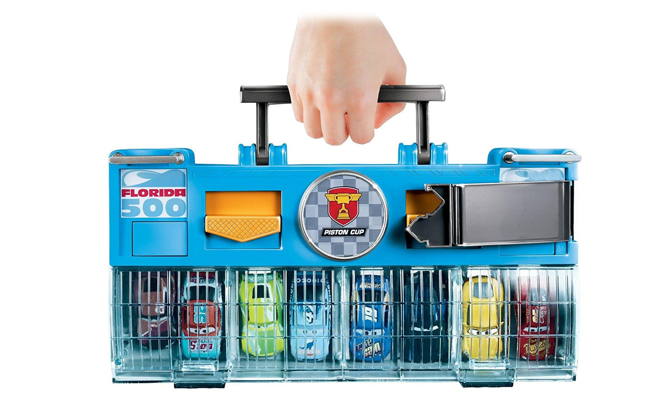 Mattel Disney Cars Zestaw Mega wyrzutnia z Zygzakiem FLK12