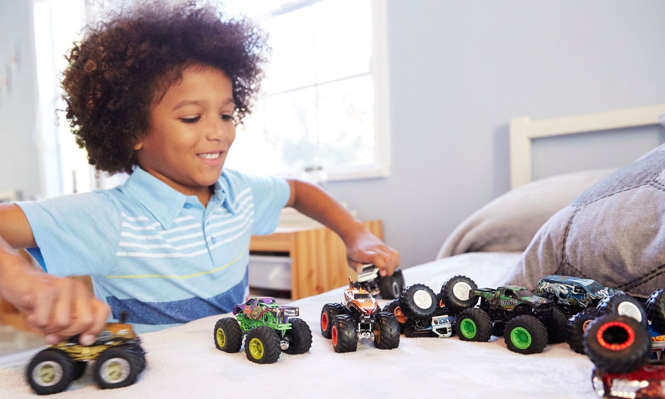Mattel Hot Wheels Monster Trucks Pojazd 1:64 mix