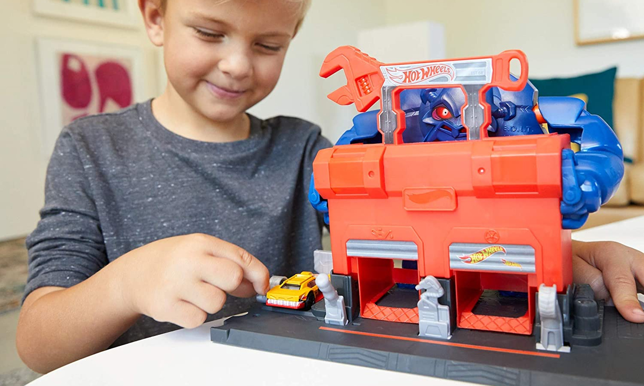 Mattel Hot Wheels City Zestaw Atak Kobry
