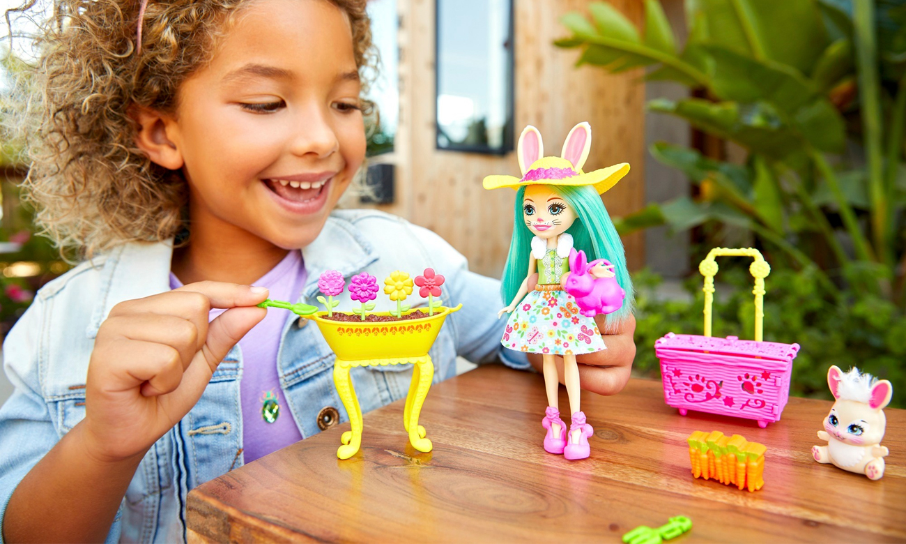 Mattel Enchantimals Wiosenne króliczki Zestaw z lalką
