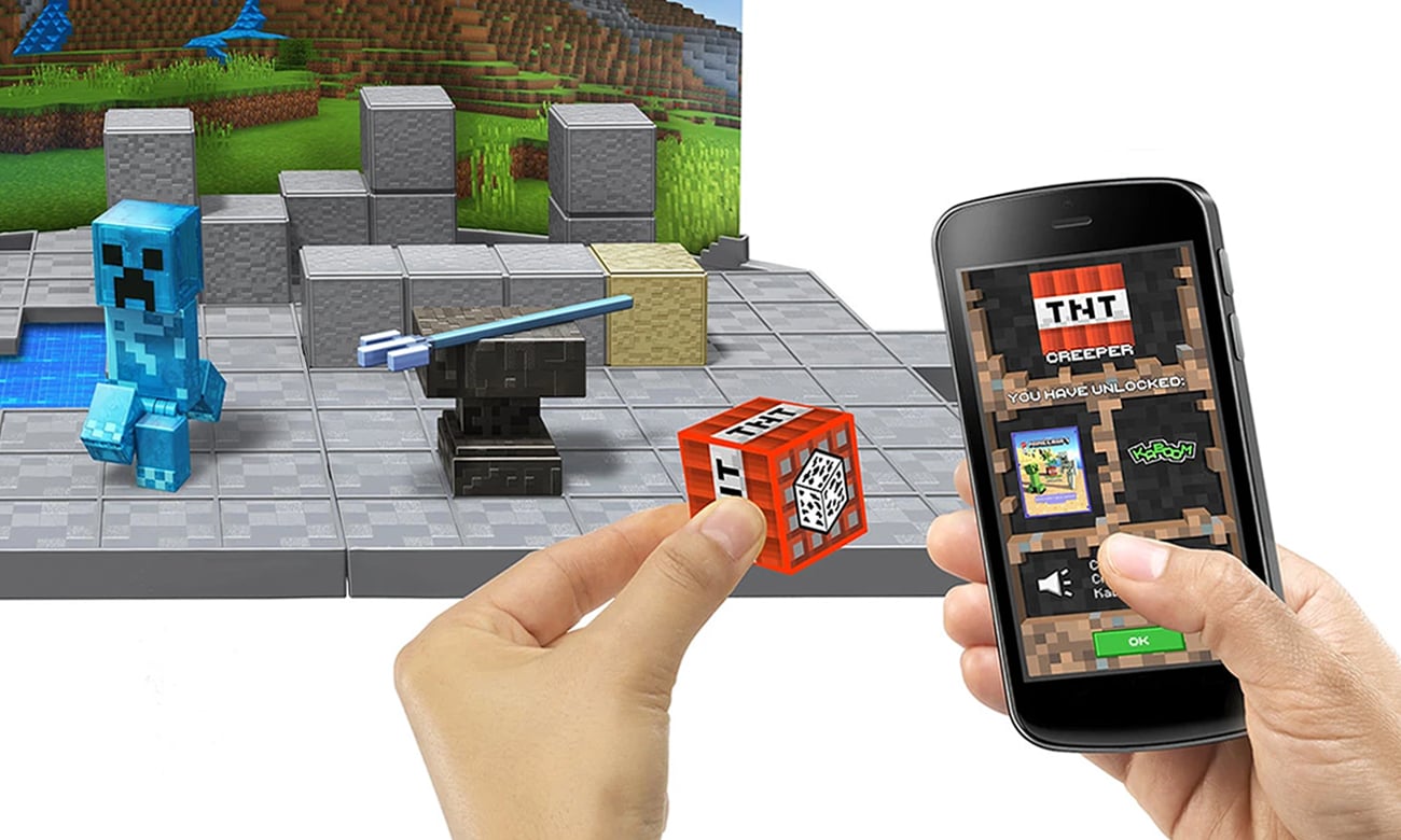 figurka minecraft z ruchomymi częściami