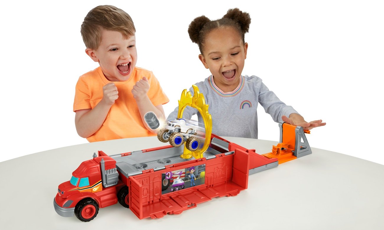 Fisher Price Blaze Kaskaderska ciężarówka zestaw 2w1