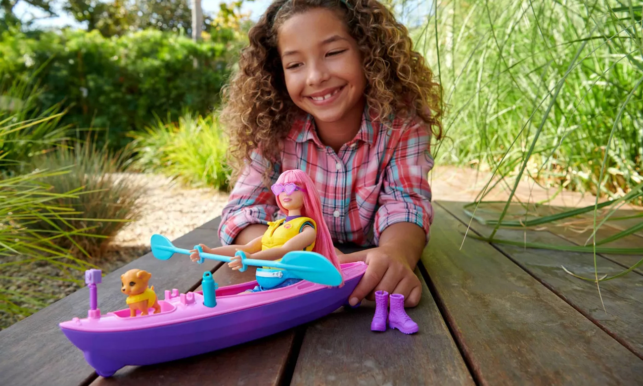 Mattel Barbie Daisy Zestaw Kemping + kajak
