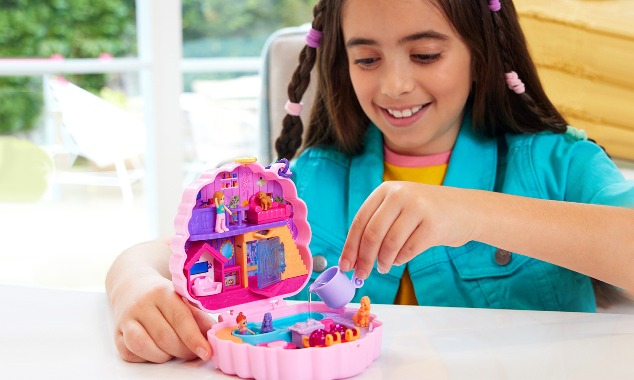 Polly Pocket Chegue com Muito Estilo na Limo - Mattel - Livraria e