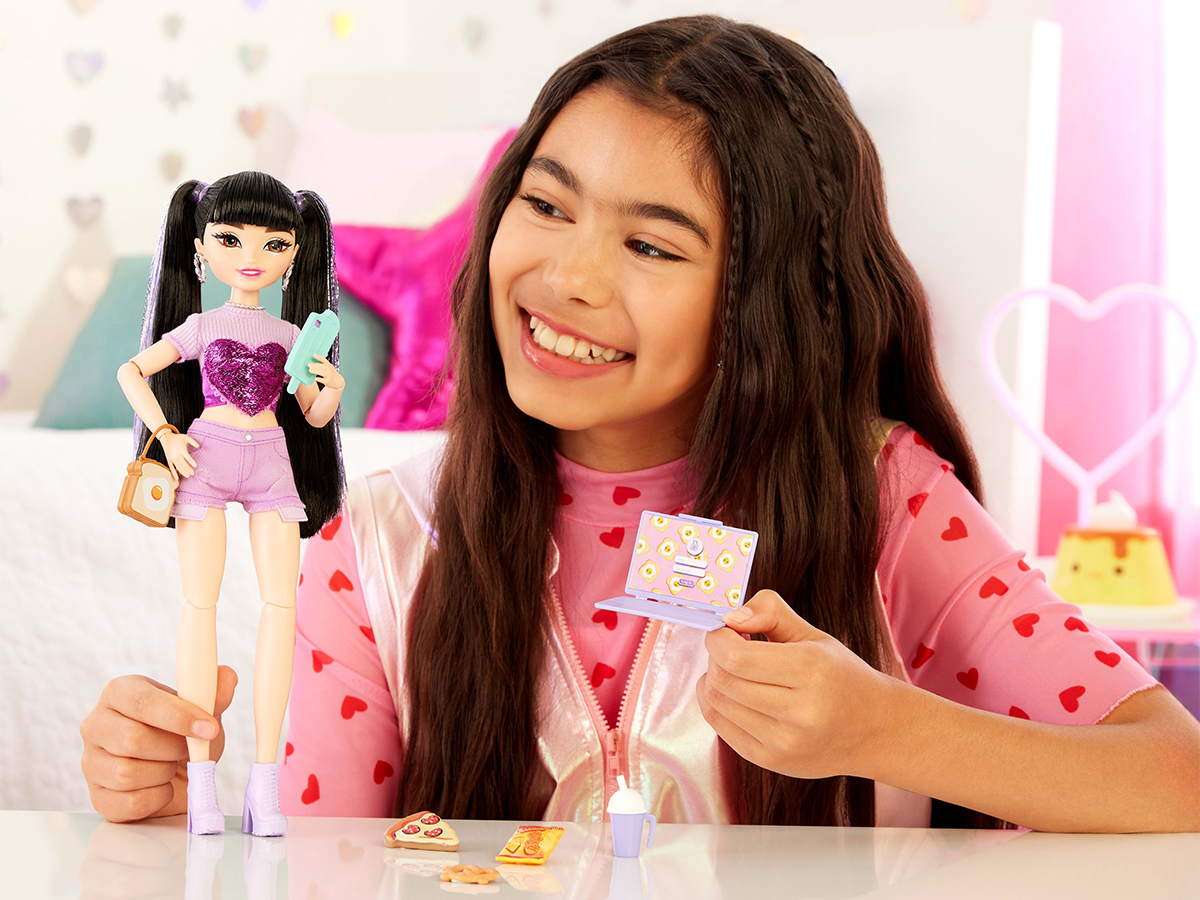 Barbie Dream Besties Renee HYC20 HYC24