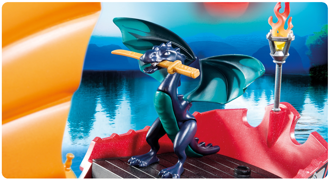Smok z zestawu Playmobil Smoczy statek wojenny 5481