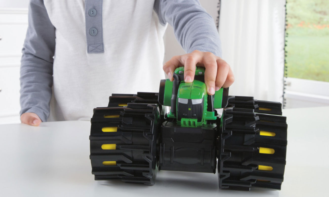 TOMY John Deere Traktor Mega Opony Mini 46711